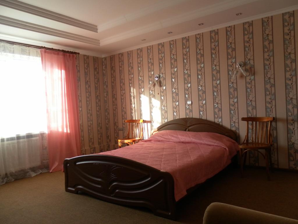 Guest House Svoyaky Gomel Exteriér fotografie